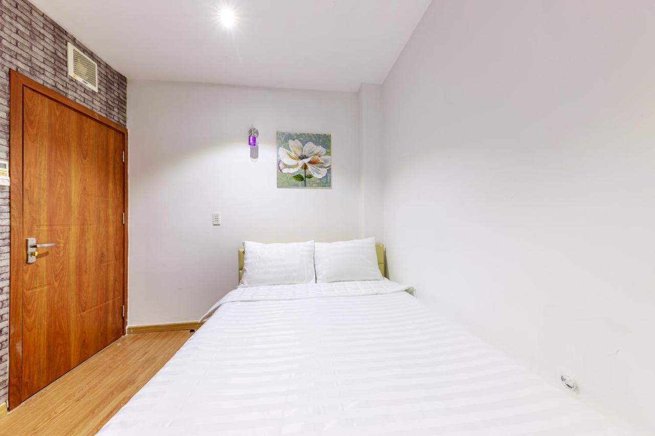 Venus Hotel & Massage - Bui Vien Walking Street Ho Chi Minh City Bagian luar foto