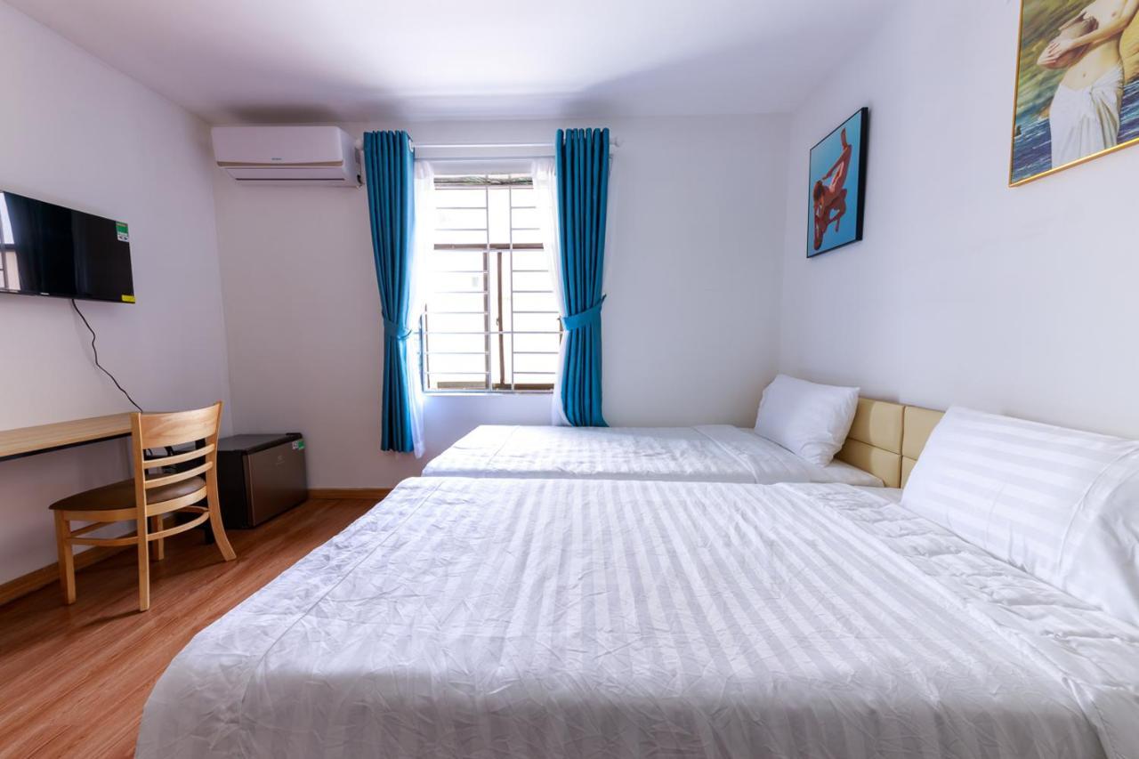 Venus Hotel & Massage - Bui Vien Walking Street Ho Chi Minh City Bagian luar foto