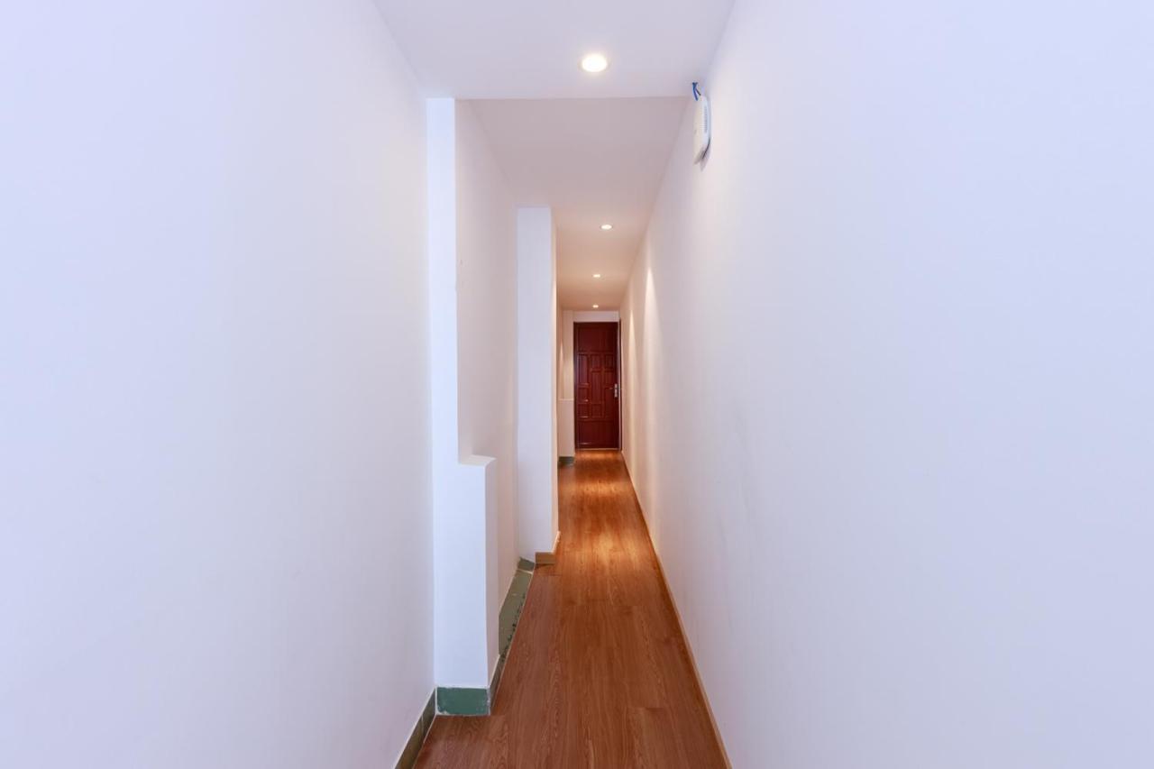 Venus Hotel & Massage - Bui Vien Walking Street Ho Chi Minh City Bagian luar foto