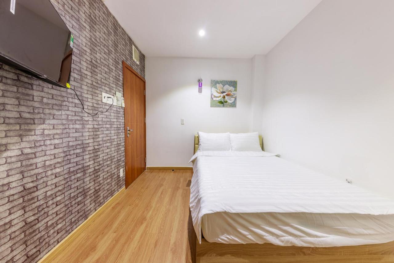 Venus Hotel & Massage - Bui Vien Walking Street Ho Chi Minh City Bagian luar foto