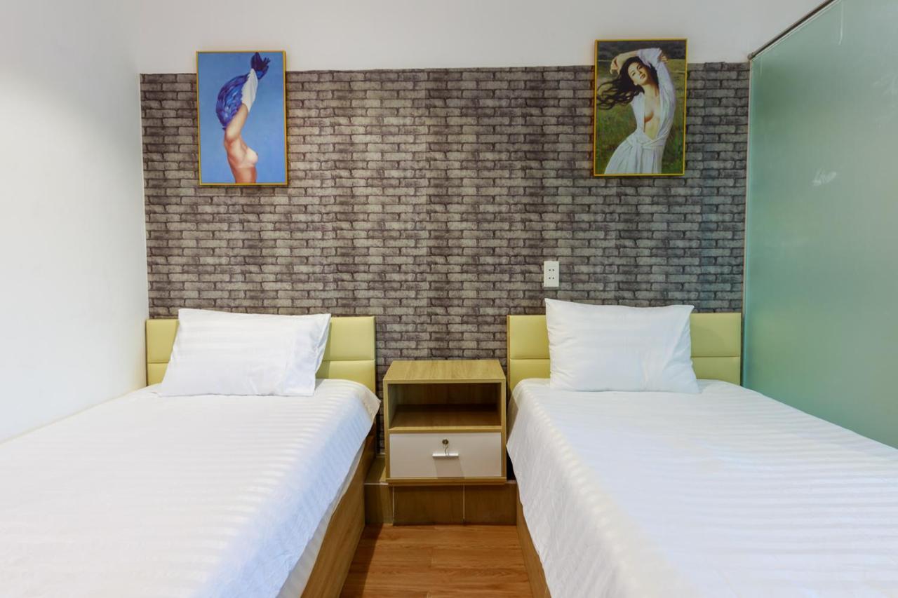 Venus Hotel & Massage - Bui Vien Walking Street Ho Chi Minh City Bagian luar foto